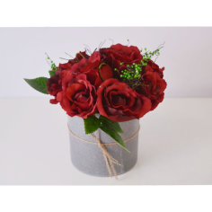 Аранжировка червени рози IRA Commerce - ШхВ 20х25 см