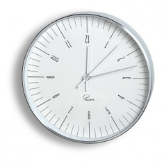 Стенен часовник “TEMPUS“ - цвят бял - PHILIPPI