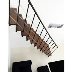 Imagén: Права стълба COMFORT TOP GH 312 см, парапет - сив или черен, стъпала от масивен бук в цвят орех